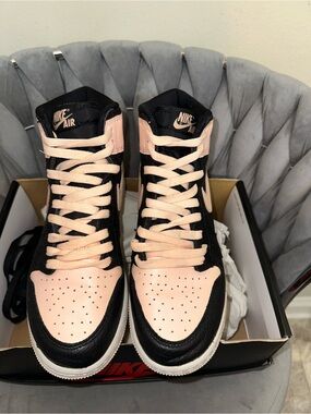 Nike Women's High-Top Sneakers in Black & Light Pink
